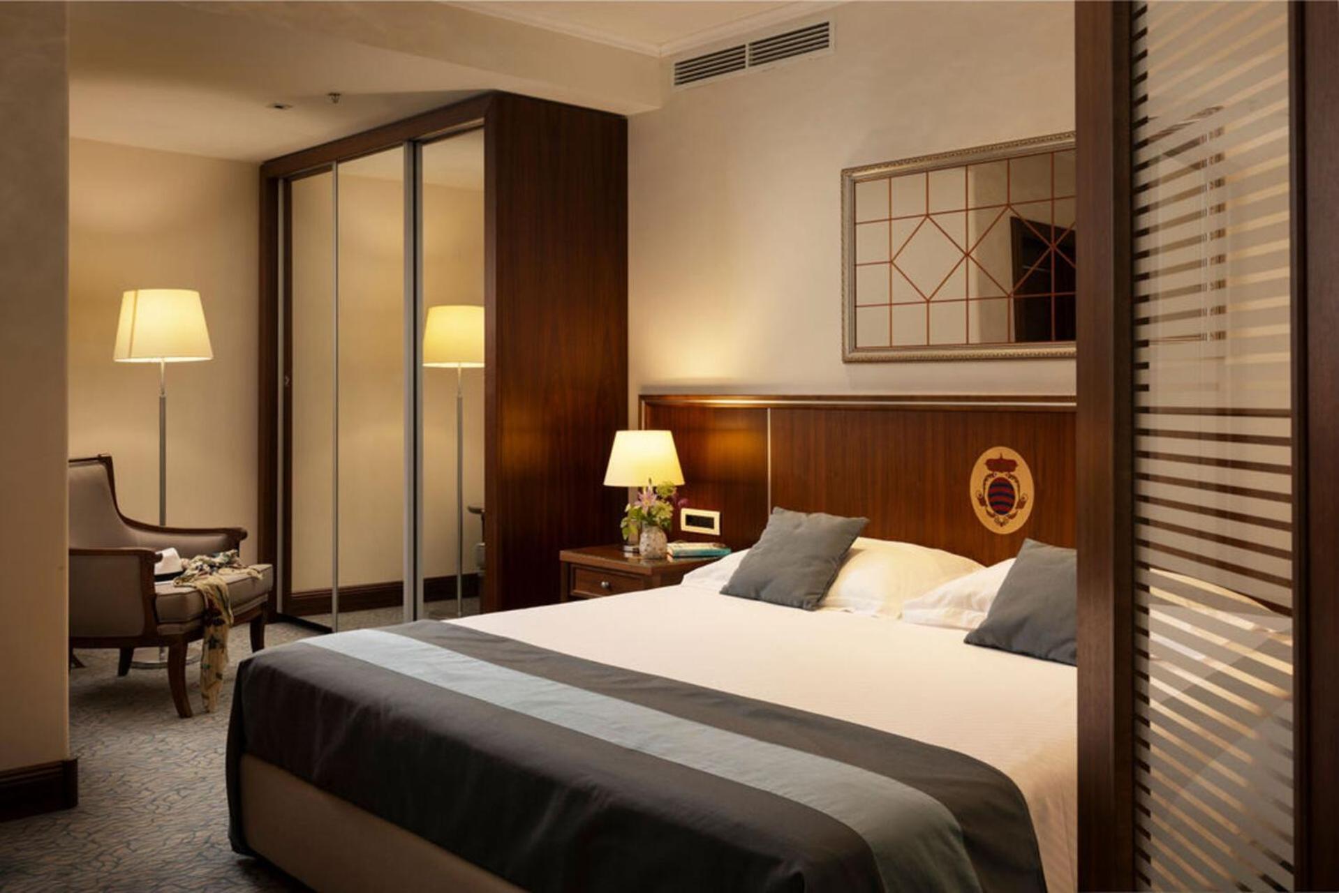 Hotel (adults Only)