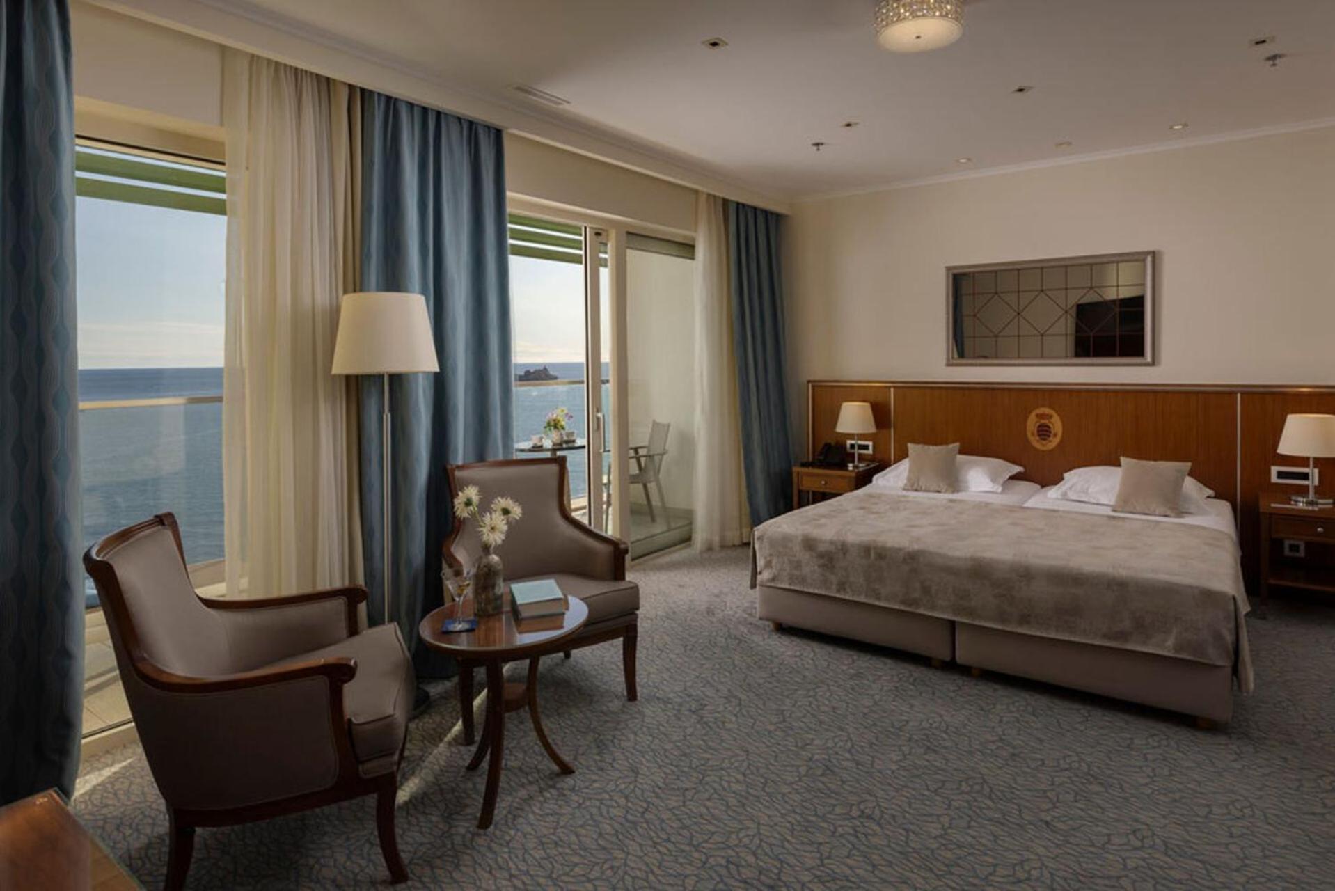 Hotel (adults Only)